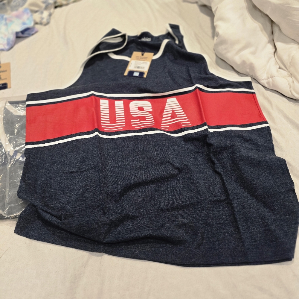 chubbies Navy Tank Top with Red USA Stripe